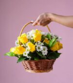 cesta-de-rosas-y-margaritas